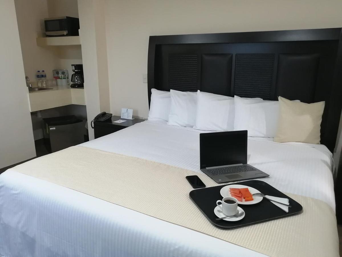 เบสต์ เวสเทิร์น เรอัล ตูลา เอ็กซ์เพรส Hotel ตูลา เดอ อัลเลนเด ภายนอก รูปภาพ